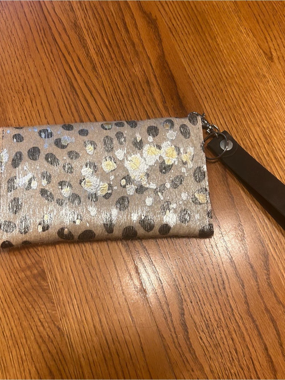 LEOPARD Spot Metallic Haircalf Wristlet Clutch with up-cycled LV Logo Medallion - Picture 3 of 4